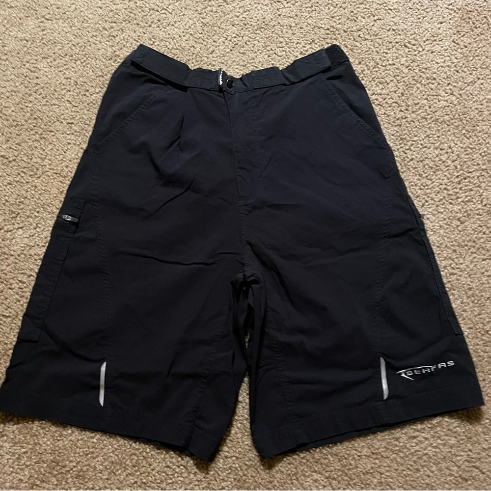 Serfas Men’s Black Active Shorts
